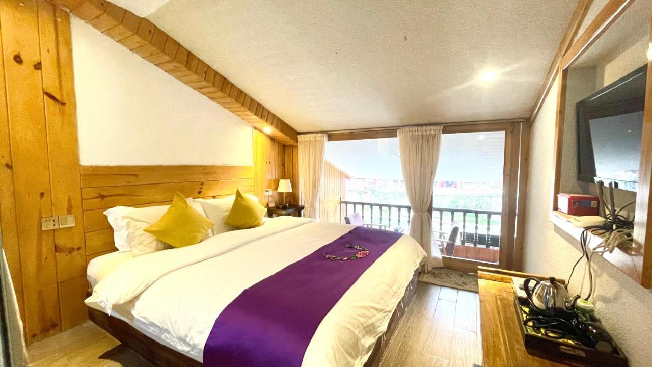 Bian Cheng Xing Zi Inn Fenghuang Esterno foto